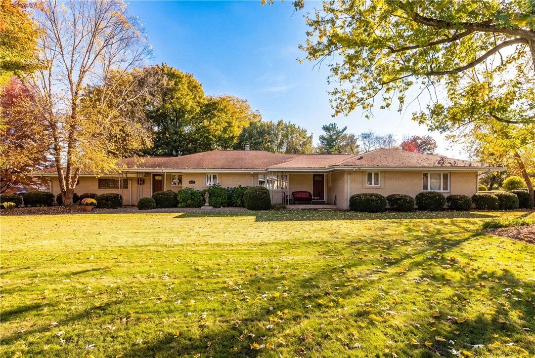Property Photo:  111 Hillcrest Ave  PA 15010 