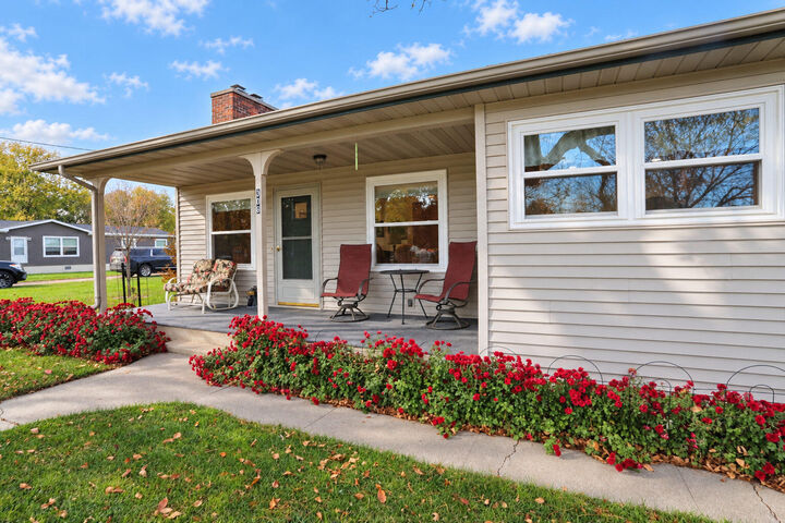 Property Photo:  306 E Main Street  SD 57460 