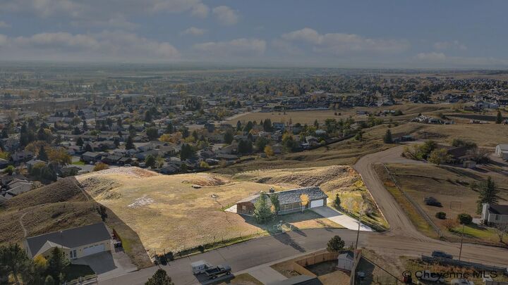 Property Photo:  5318 Braehill Rd  WY 82009 