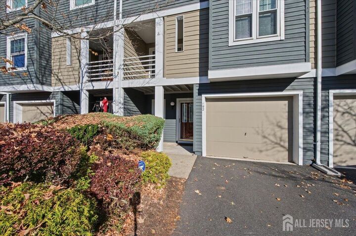 Property Photo:  192 Crestview Road  NJ 08807 