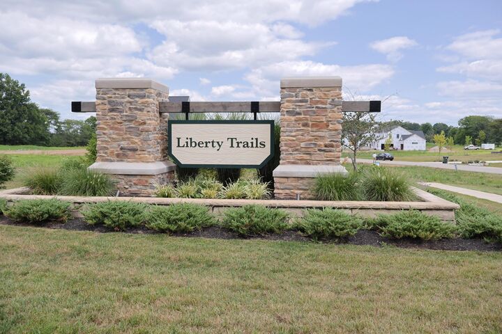 Property Photo:  2106 Liberty Trail  OH 43015 