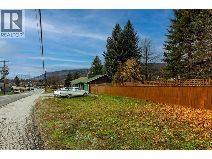 Property Photo: 1895 Columbia Gardens Road BC V0G 1L0