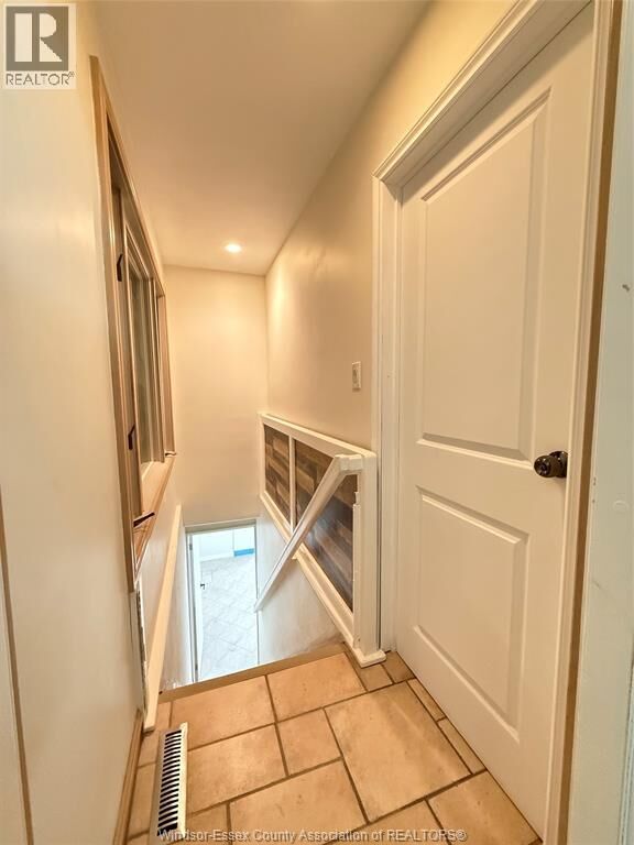 Property Photo:  2449 Alexandra Avenue  ON N9E 2J4 