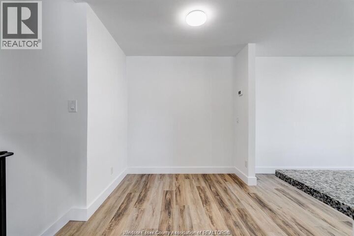 Property Photo:  6 Marlene Crescent  ON N8H 4J7 