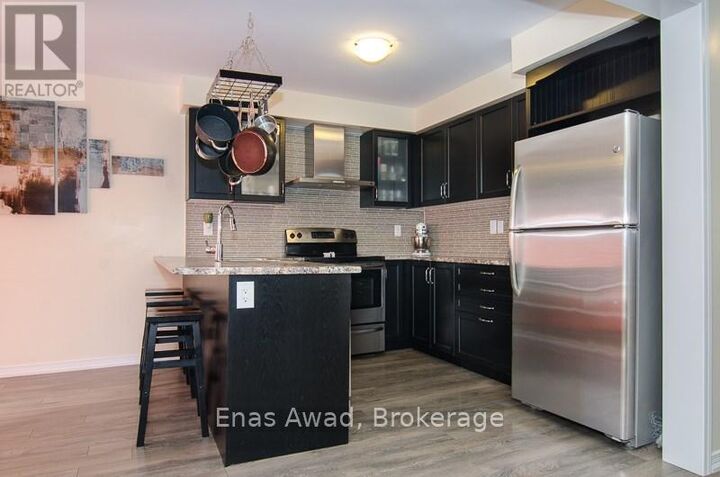 Property Photo:  7665 Cottonwood Drive  ON L2H 0L3 