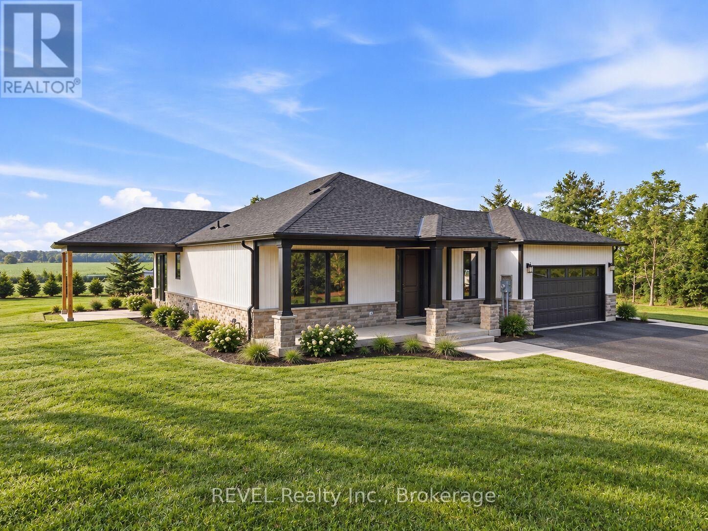 Property Photo:  11 Anchor Road  ON L0S 1A0 