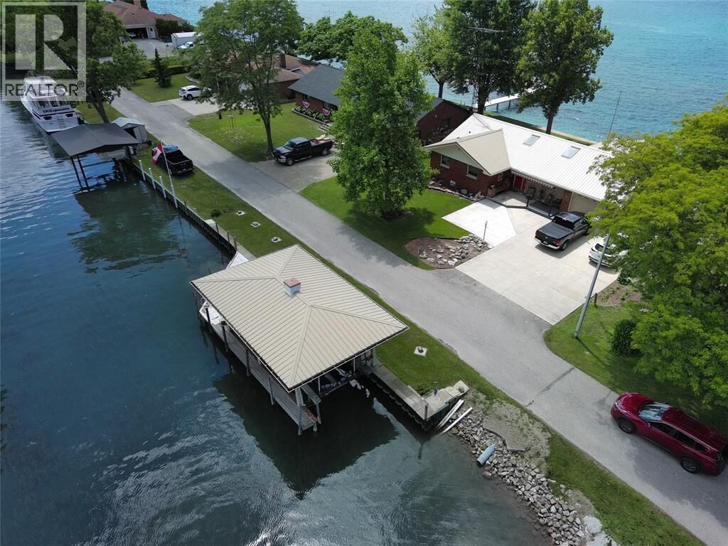 Property Photo: 3957 Seaway Road ON N0P 2B0