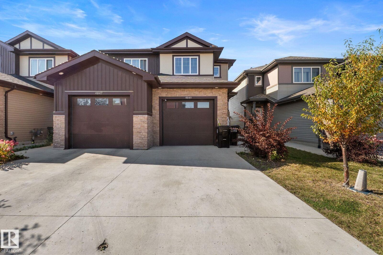 Property Photo:  4849 Alwood Point(E) SW  AB T6W 4N1 