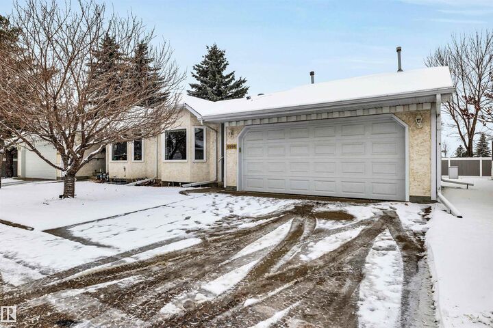 Property Photo: 9996 176 Avenue NW AB T5X 5W1