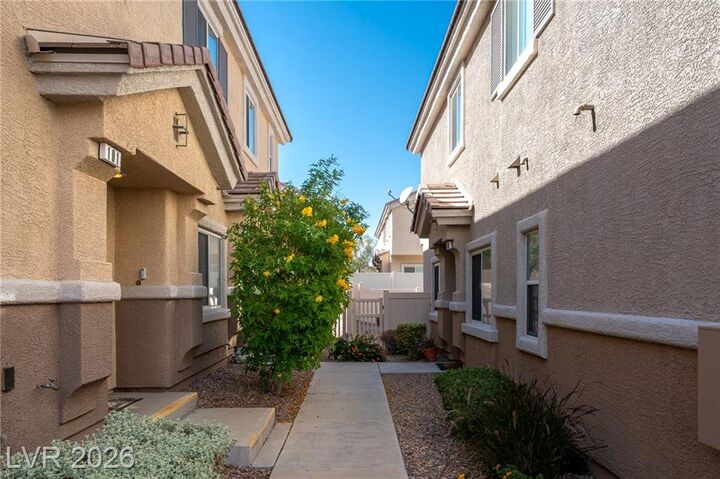 Property Photo: 10085 Malibu Creek Court 101 NV 89183