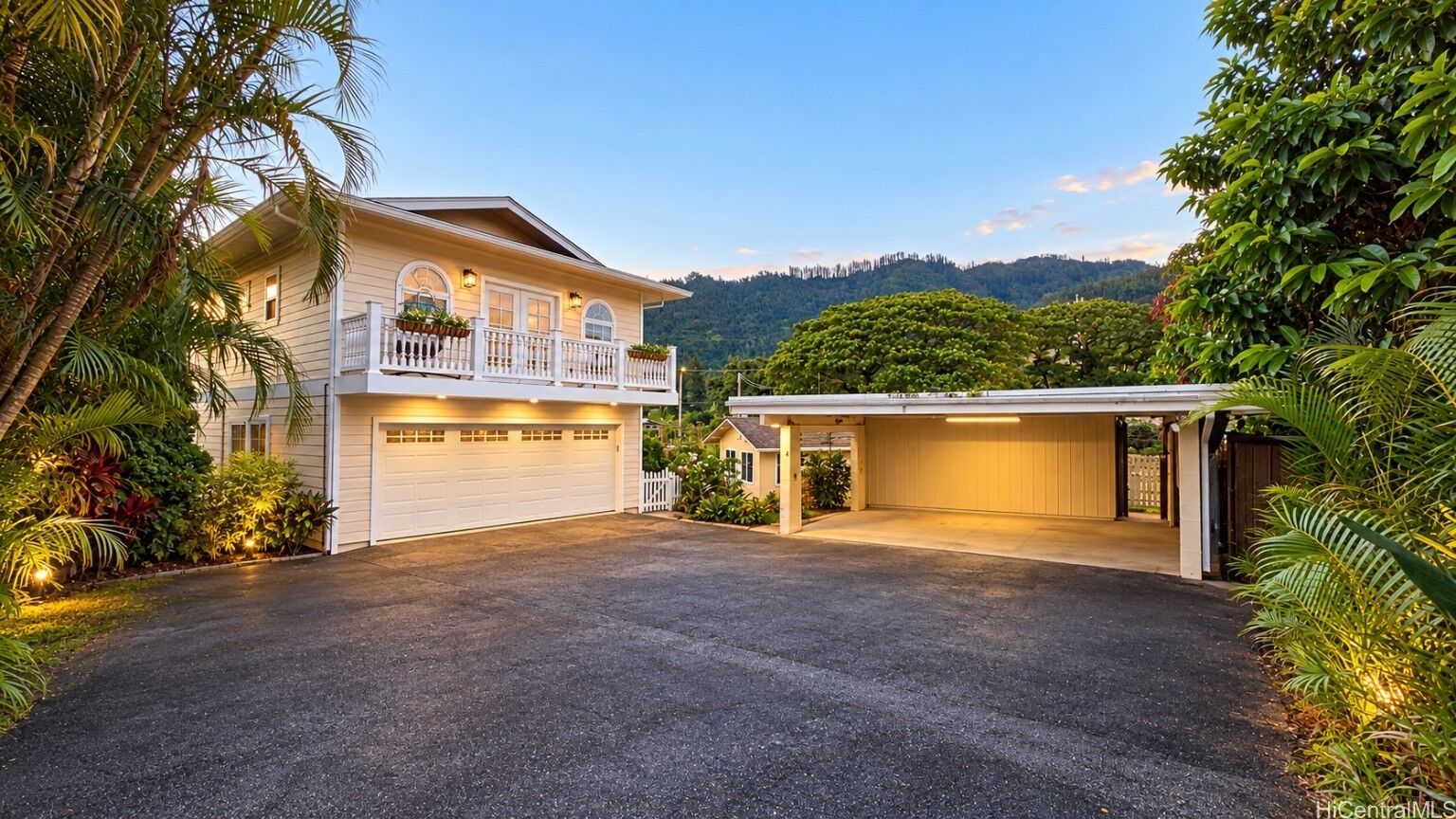 Property Photo: 34-A Dowsett Avenue HI 96817