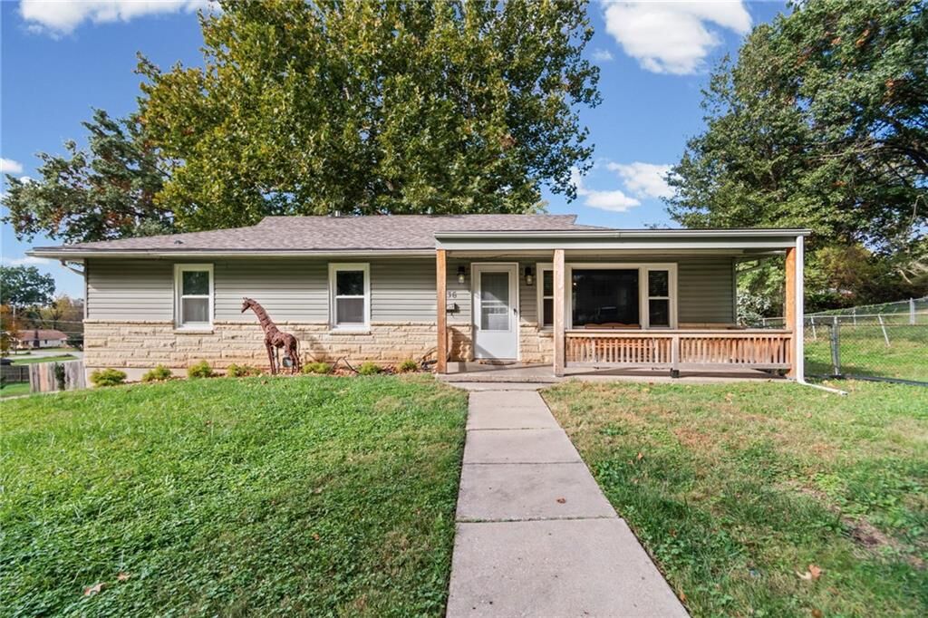 Property Photo:  2736 N 66th Terrace  KS 66104 