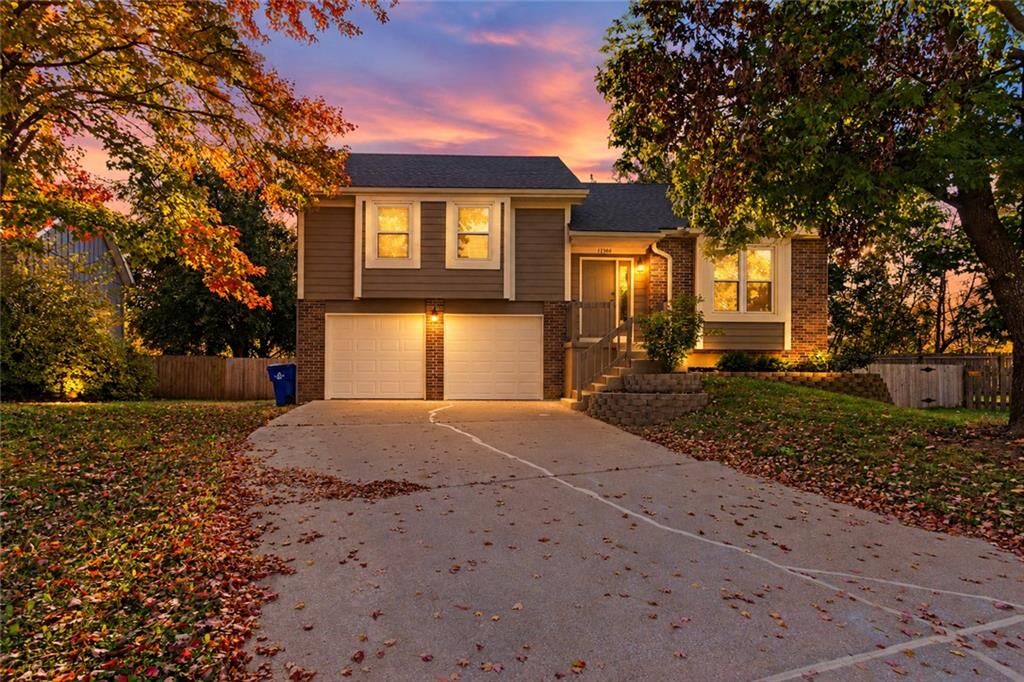 Property Photo:  12306 S Darnell Street  KS 66062 