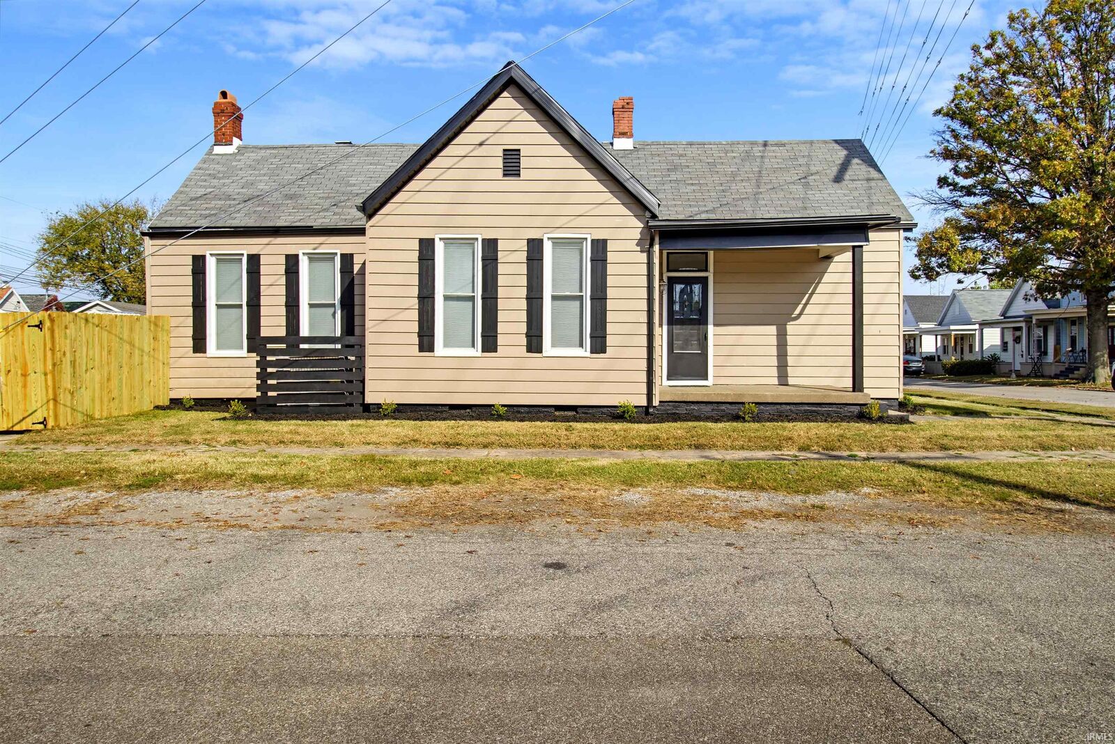 Property Photo:  600 Hess Avenue  IN 47712 