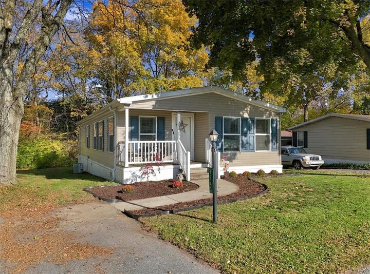 Property Photo: 3543 Lil Wolf Circle 92 PA 18069