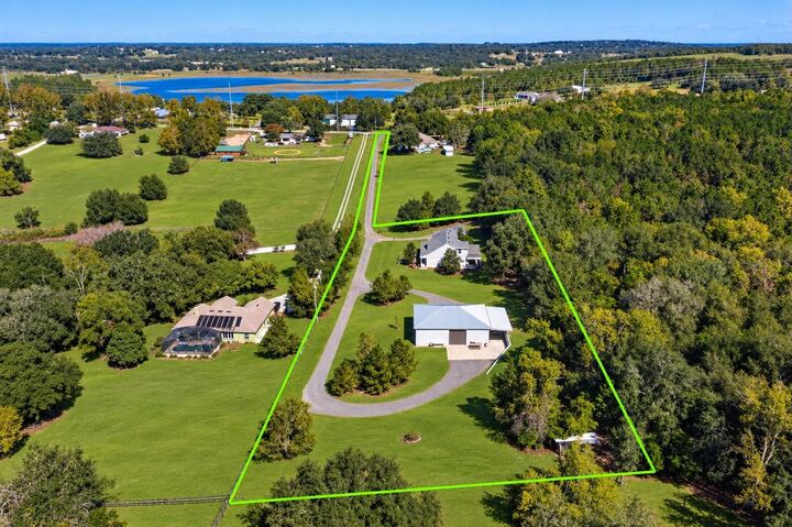 Property Photo:  12512 Sullivan Road  FL 34715 