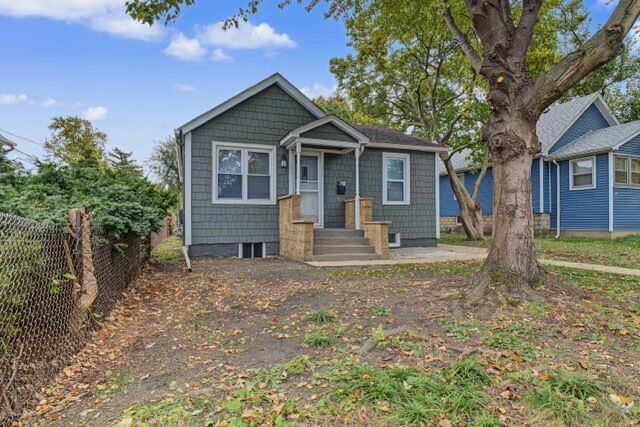 Property Photo:  1206 Oakland Avenue  IL 60435 