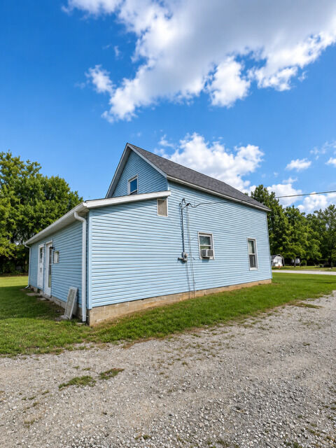 Property Photo:  108 E Bissell Street  IL 62571 