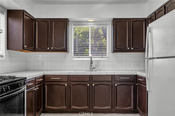 Property Photo:  545 W Santa Cruz Street W  CA 90731 