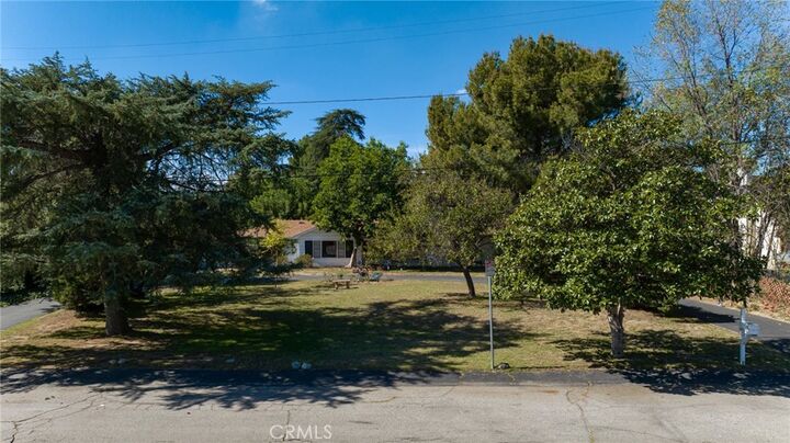 Property Photo: 8351 Louise CA 91325