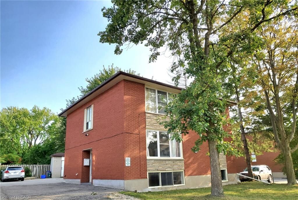 Property Photo:  155 Chandler Drive 1  ON N2E 1H1 