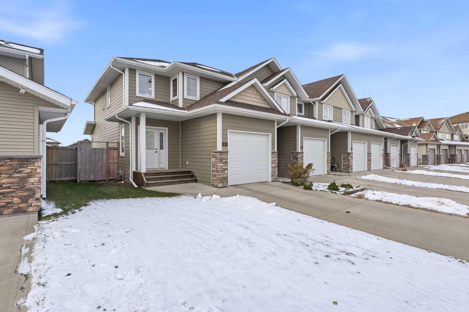 Property Photo:  141 Larsen Crescent  AB T4R 0J9 