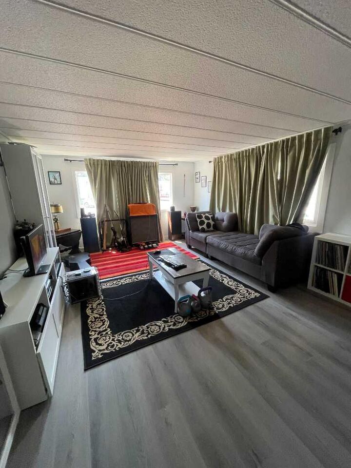 Property Photo: 1190 15 Avenue 69 AB T0M 0W0