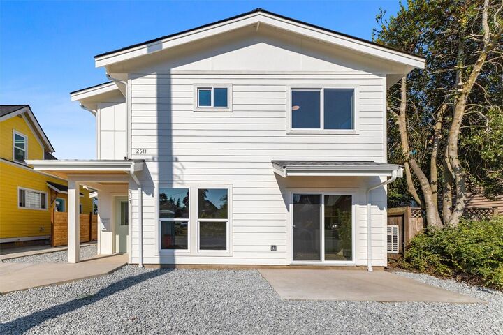 Property Photo:  2511  Peabody Street  WA 98225 