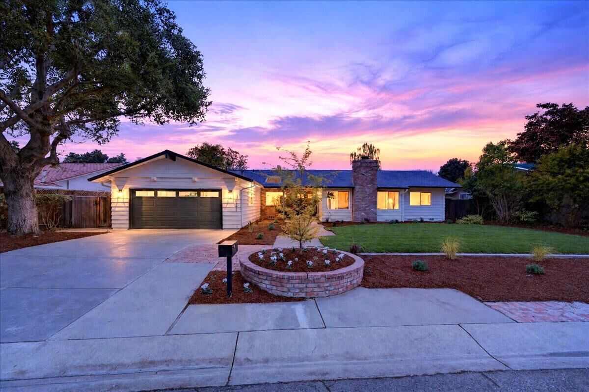 Property Photo:  1541 Awalt Court  CA 94024 