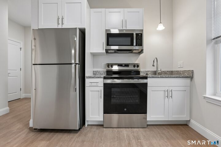 Property Photo:  55 Steele Boulevard 316  CT 06037 