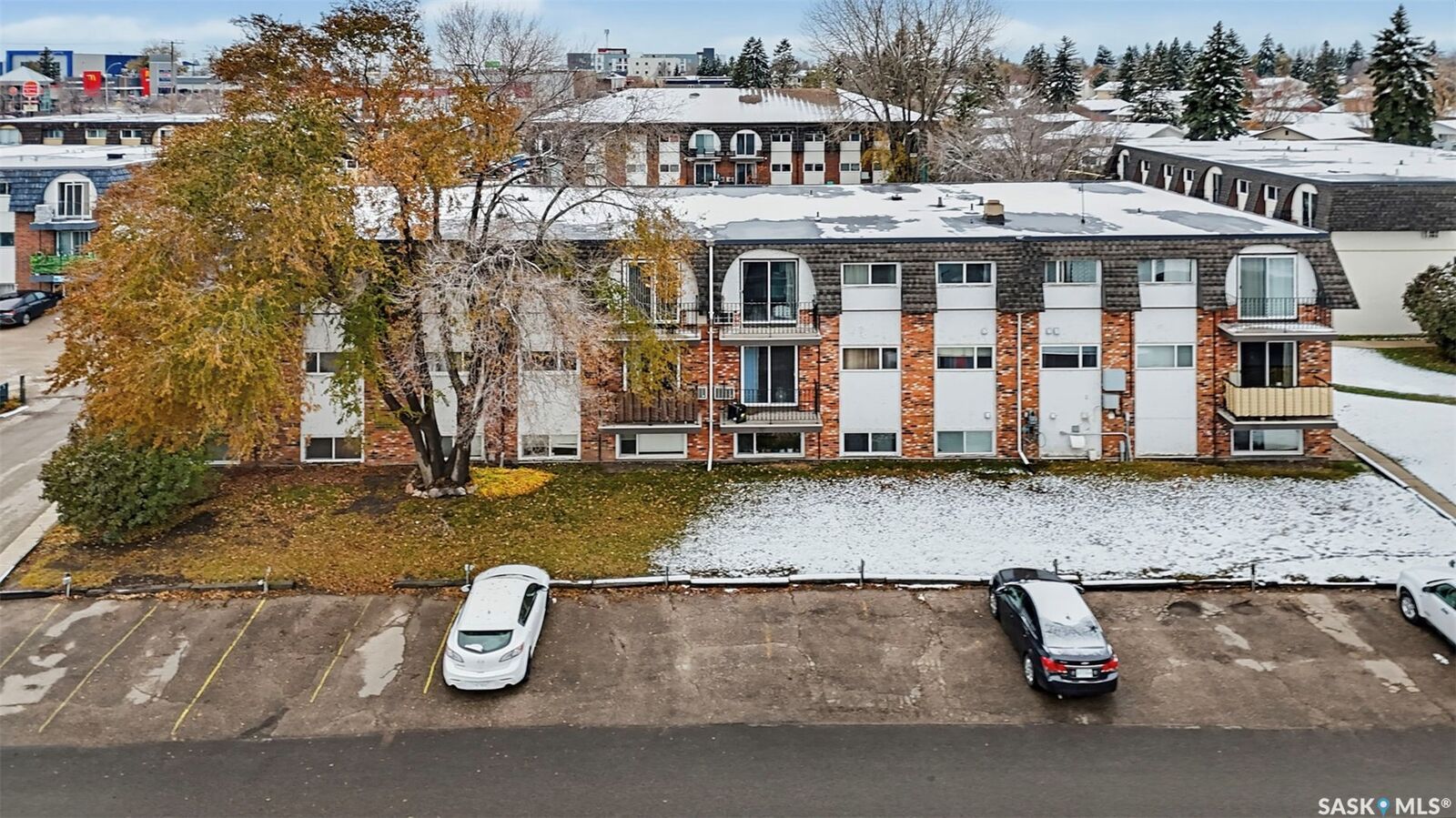 Property Photo:  3625 Chaben Place 15  SK S7H 4E9 
