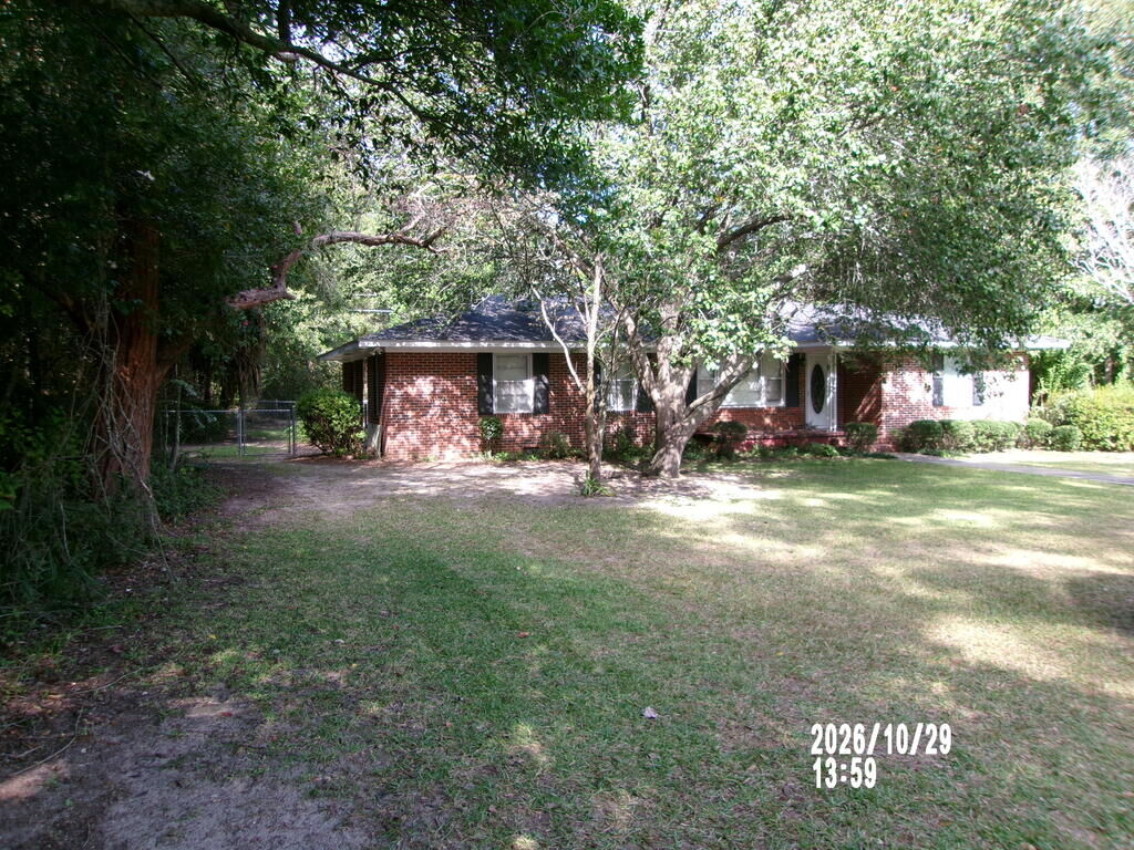 Property Photo:  115 Patton Ave  GA 31750 