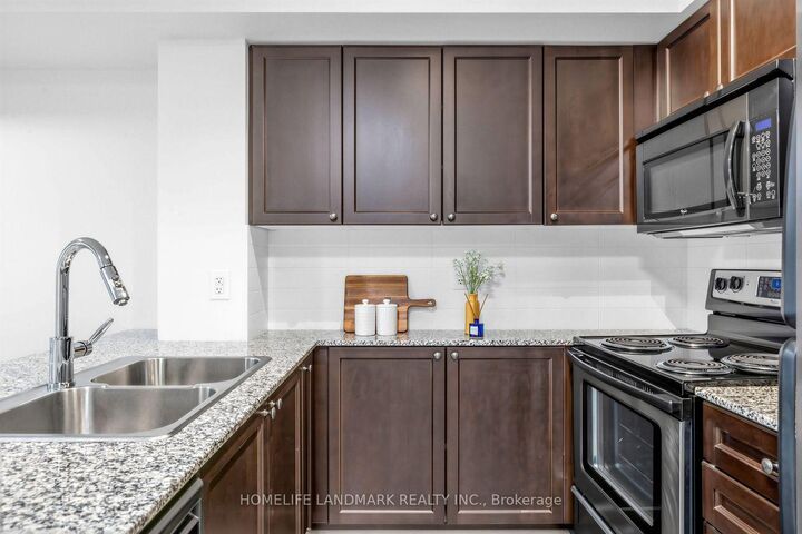 Property Photo:  1235 Bayly Street 807  ON L1W 1L7 