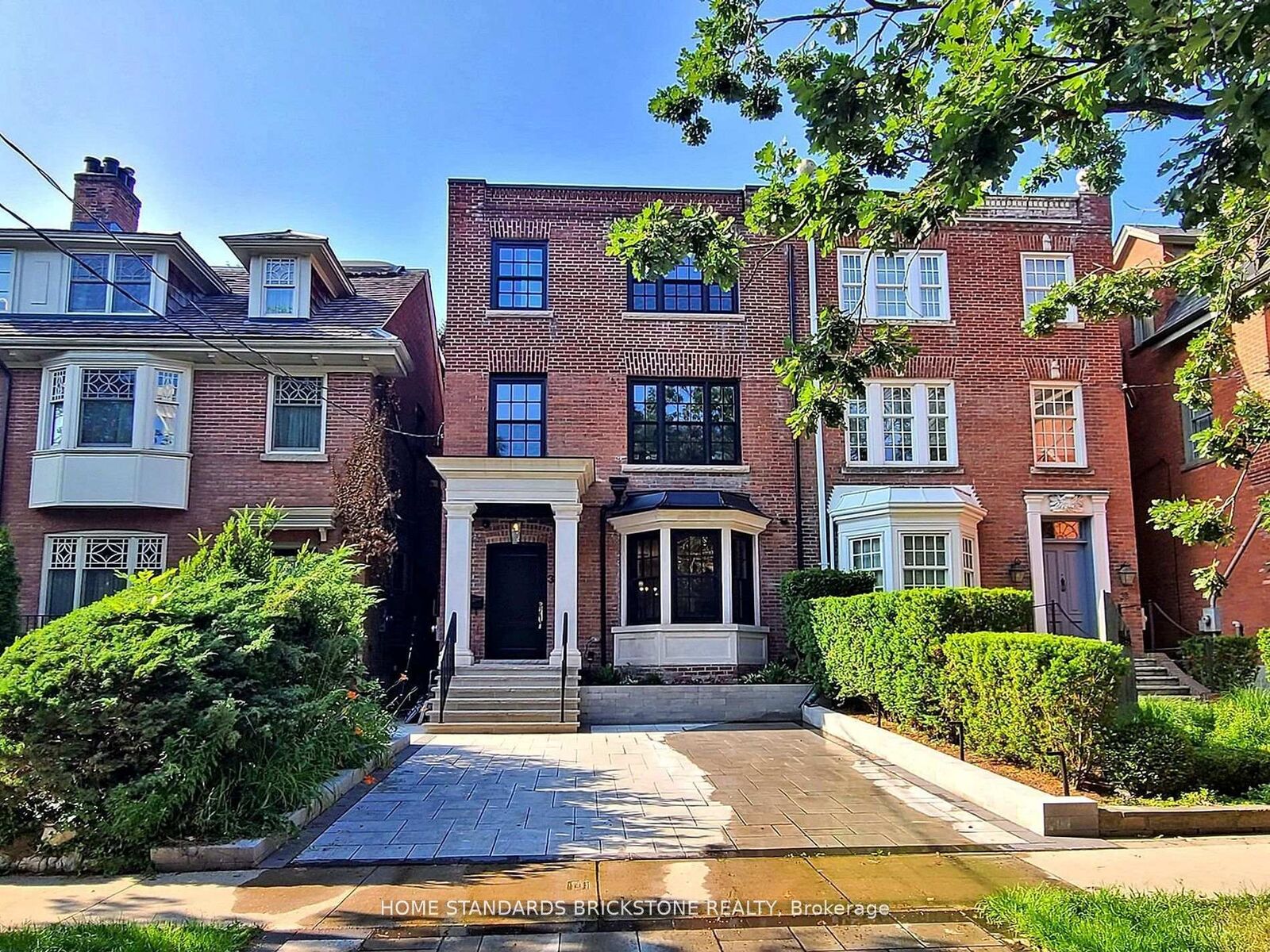 Property Photo:  38 Elgin Avenue  ON M5R 1G6 