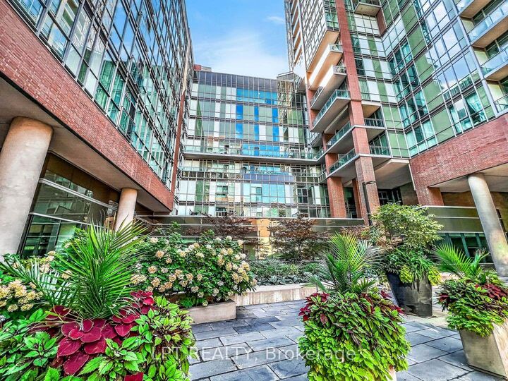 Photo de la propriété: 112 George Street 1202 ON M5A 2M5