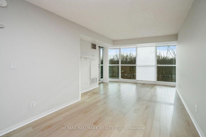 Property Photo:  219 Fort York Boulevard 410  ON M5V 1B1 