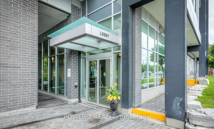 Property Photo: 8763 Bayview Avenue 509 ON L4B 3V1