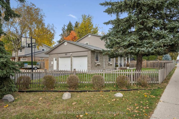 Property Photo:  280 Braemore Avenue  ON N2K 1T6 