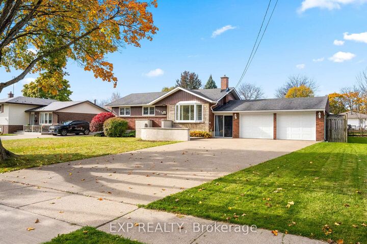 Property Photo:  5987 Pitton Road  ON L2H 1S2 