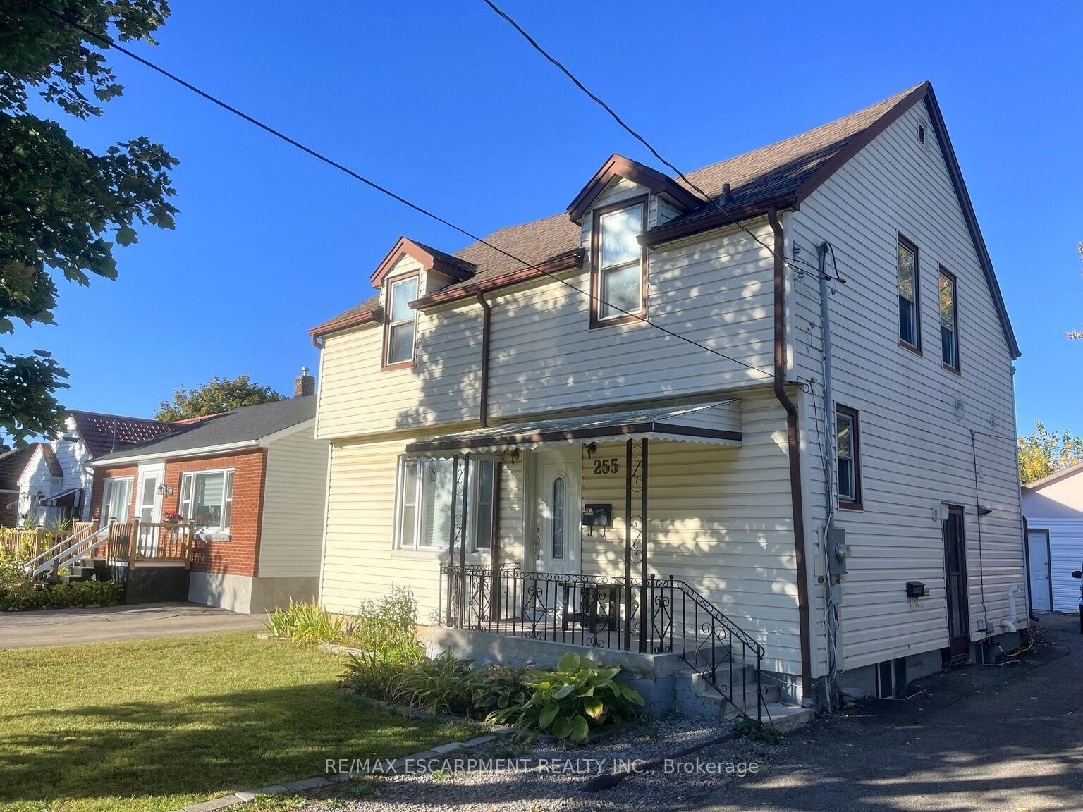 Property Photo:  255 Wallace Avenue S Lower  ON N0A 1L0 