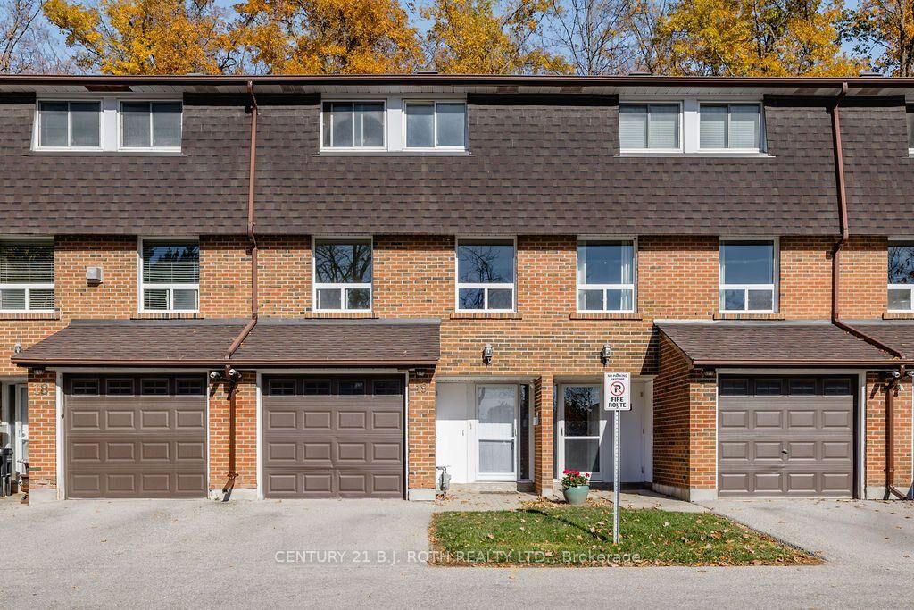 Property Photo:  360 Blake Street 19  ON L4M 1L3 