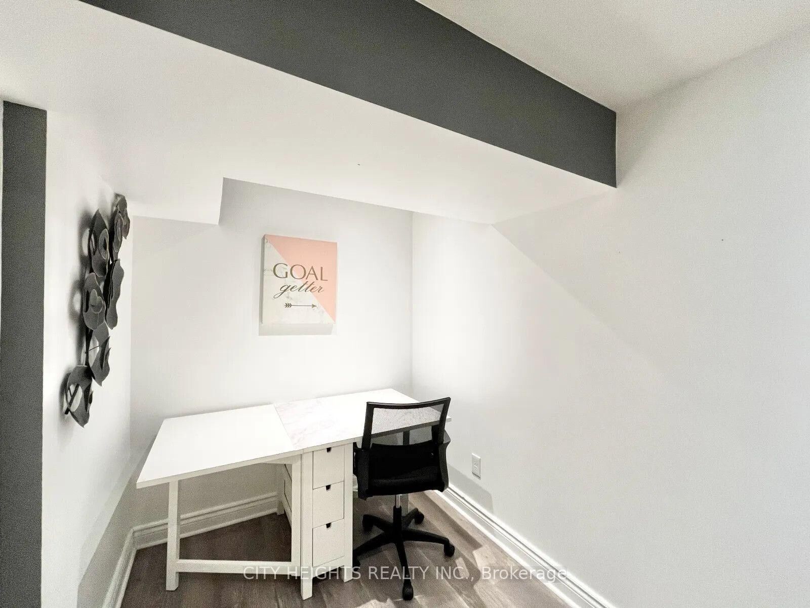 Property Photo: 1535 Croft Avenue Lower ON L9T 5K7