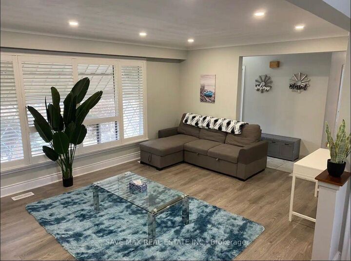 Property Photo: 561 Weir Avenue ON L6L 4X3