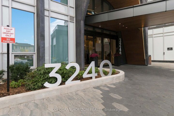 Property Photo: 3240 William Coltson Avenue 114 ON L6H 8C8