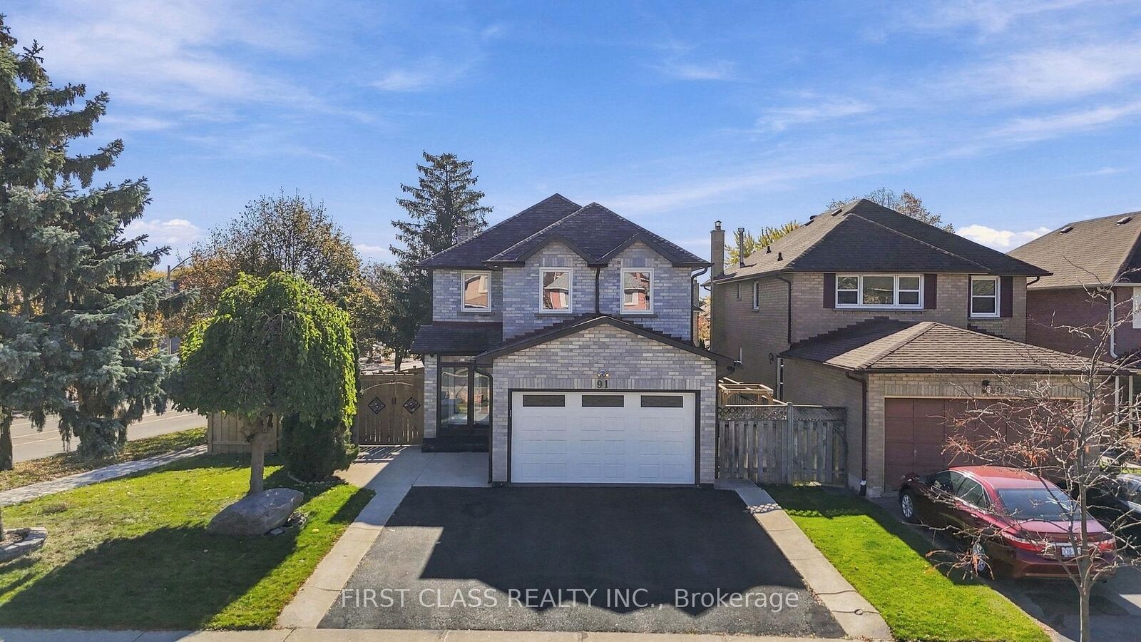 Property Photo:  91 Cheviot Crescent  ON L6Z 4G6 