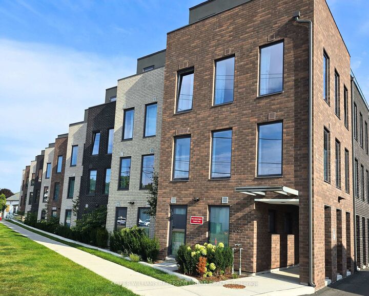 Property Photo: 325 University Avenue W 203 ON K9A 2H9