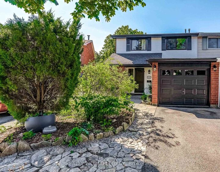 Property Photo:  148 St Andrews Drive  ON L8K 6C3 