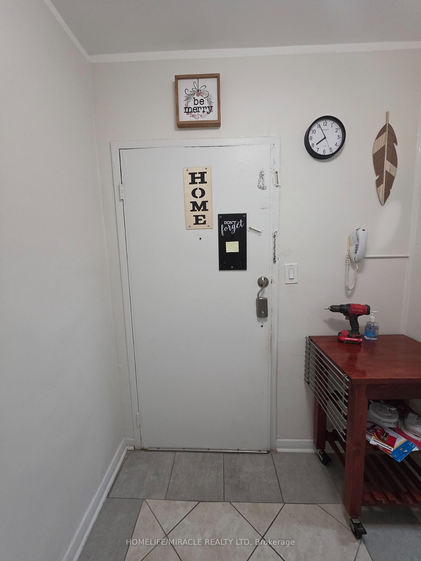 Property Photo:  230 Bicknell Avenue 3  ON M6M 4G9 