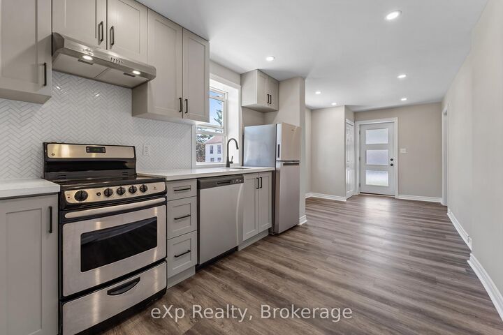 Property Photo: 44 West Front Street Unit B ON K0K 3E0