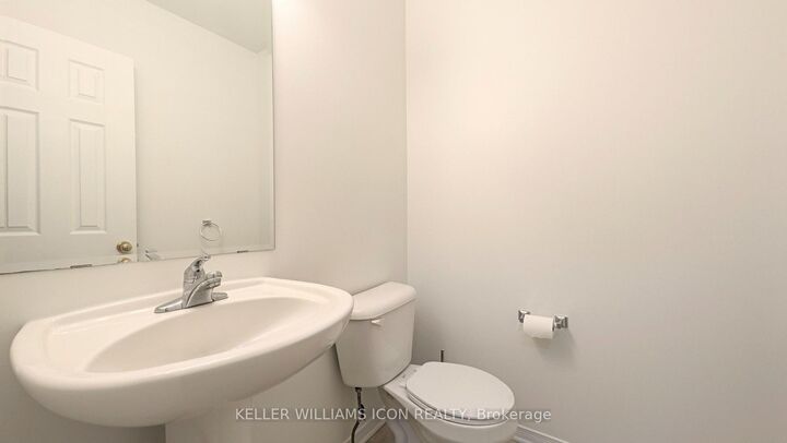 Property Photo:  56 Charleston Street  ON K2G 7G1 